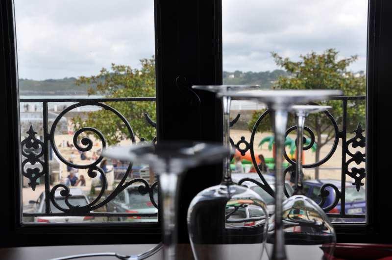 Hotel Du Port Локирек Екстериор снимка